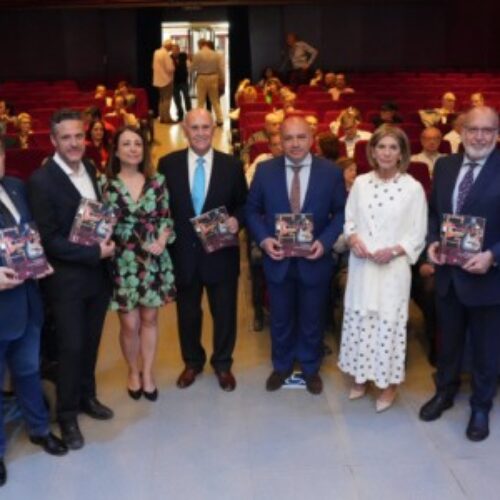 El doctor Manuel Concha presenta su libro ‘El flamenco en las artes plásticas’, editado por UCOPress