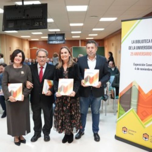 La Biblioteca Maimónides celebra su XXV aniversario con un libro conmemorativo y una exposición sobre su trayectoria