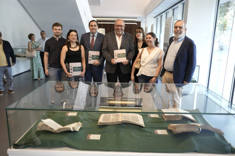Lee más sobre el artículo La Universidad de Córdoba edita un catálogo que redescubre el legado científico de la Edad de Oro a través de su fondo bibliográfico