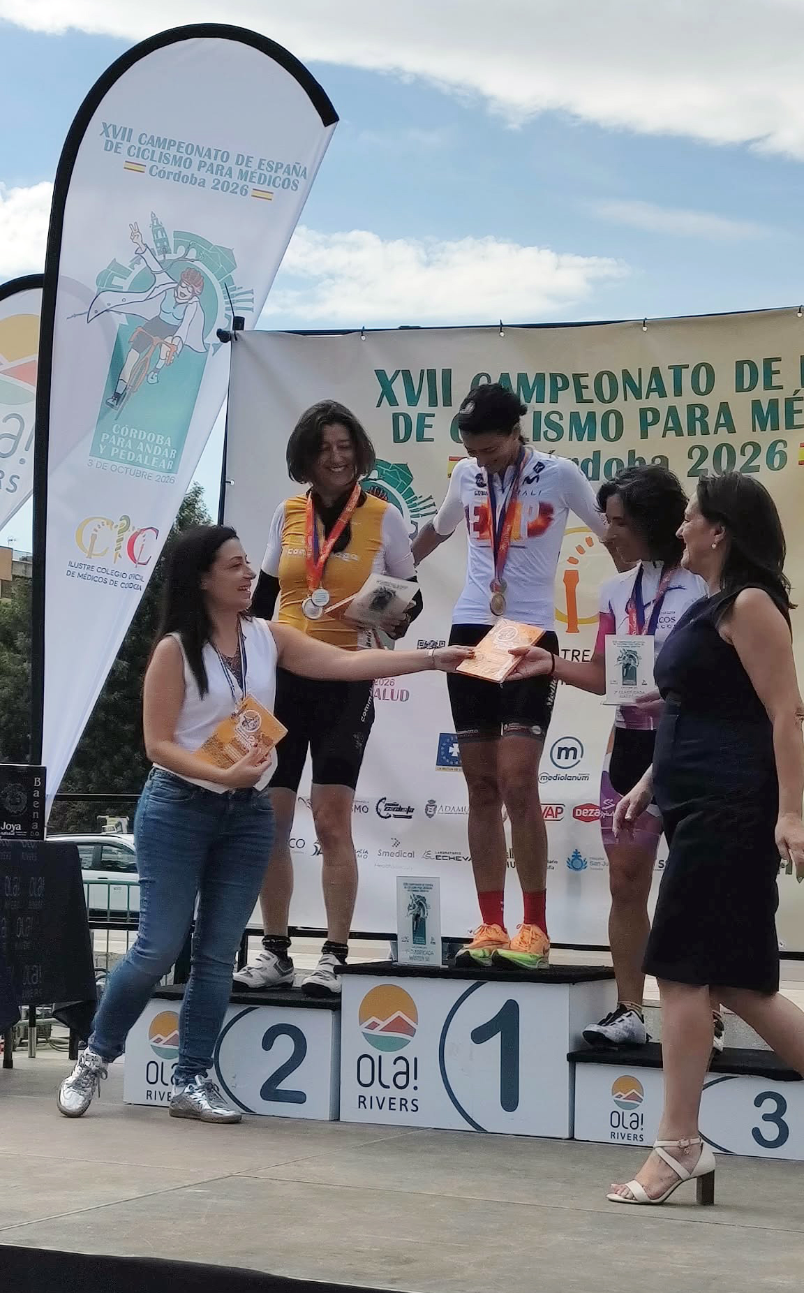 You are currently viewing The University of Córdoba and UCOPress are taking part in the 17th Spanish Cycling Championship for Doctors with the entry «Explorando a dos ruedas la perla de occidente»